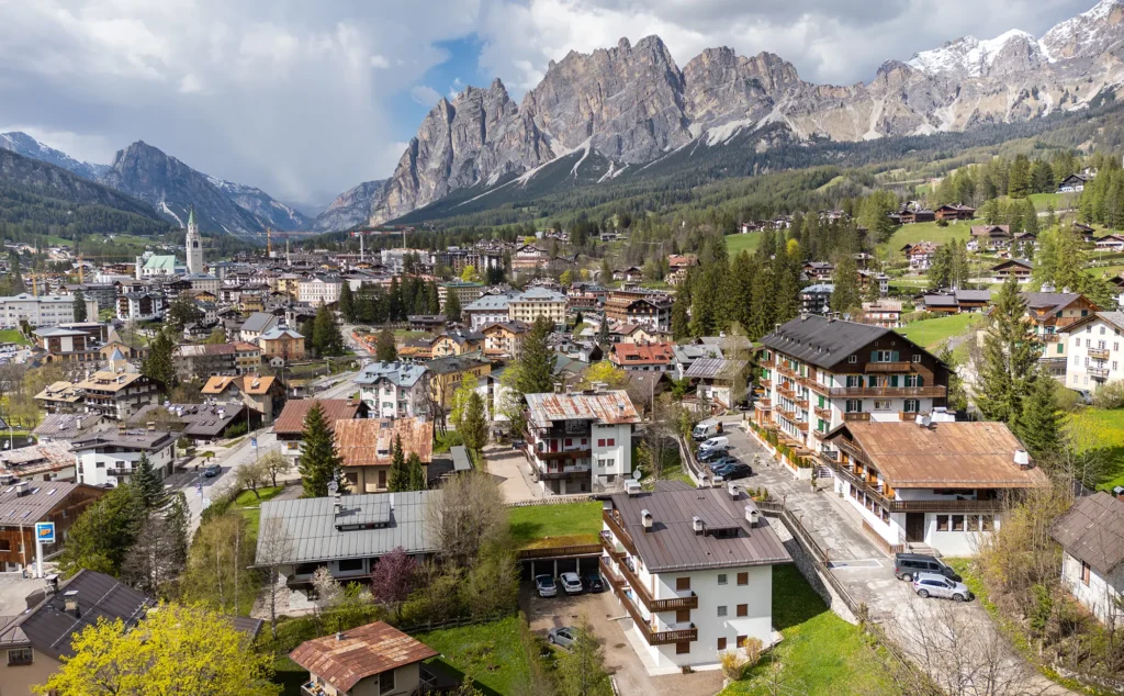 Casa Ca Mietres con vista sulle Dolomiti a Cortina